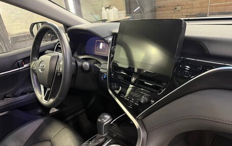 Toyota Camry, 2022 год, 3 800 000 рублей, 13 фотография