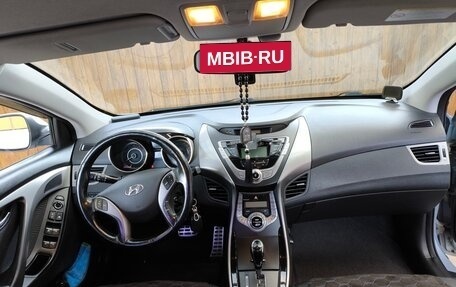 Hyundai Elantra V, 2012 год, 1 100 000 рублей, 9 фотография
