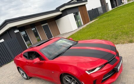 Chevrolet Camaro VI, 2016 год, 5 000 000 рублей, 2 фотография
