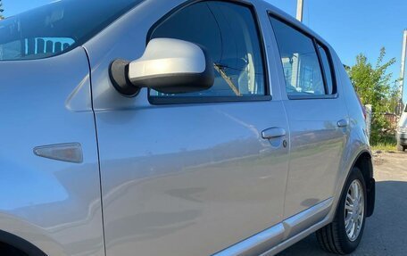 Renault Sandero I, 2013 год, 450 000 рублей, 18 фотография