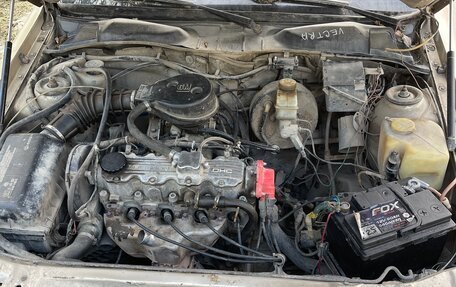 Opel Vectra A, 1990 год, 100 000 рублей, 6 фотография