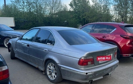 BMW 5 серия, 2001 год, 260 000 рублей, 7 фотография