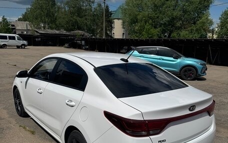 KIA Rio IV, 2021 год, 1 570 000 рублей, 4 фотография