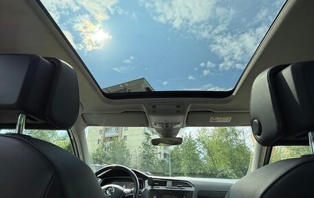 Volkswagen Tiguan II, 2020 год, 3 495 000 рублей, 12 фотография