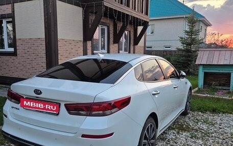 KIA Optima IV, 2018 год, 2 100 000 рублей, 5 фотография
