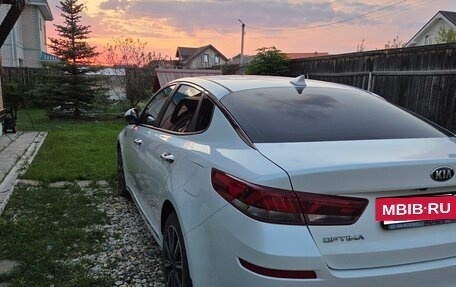 KIA Optima IV, 2018 год, 2 100 000 рублей, 7 фотография