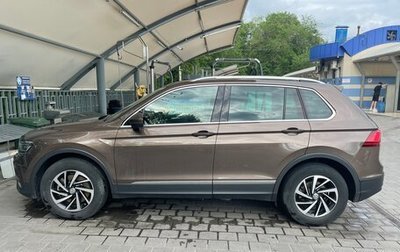 Volkswagen Tiguan II, 2019 год, 3 500 000 рублей, 1 фотография