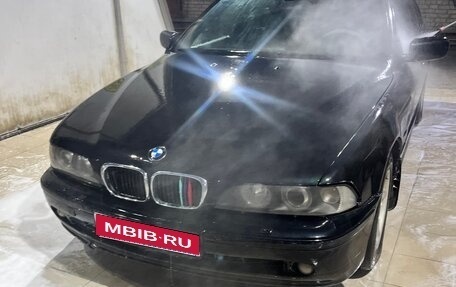 BMW 5 серия, 2002 год, 380 000 рублей, 1 фотография