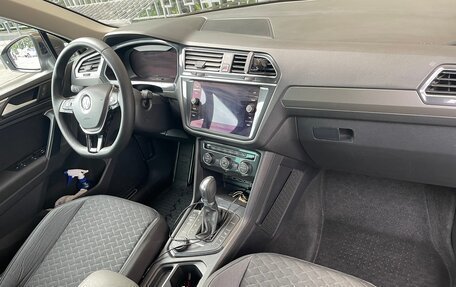 Volkswagen Tiguan II, 2019 год, 3 500 000 рублей, 4 фотография