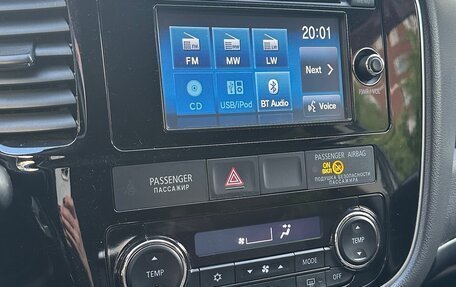 Mitsubishi Outlander III рестайлинг 3, 2016 год, 2 500 000 рублей, 7 фотография