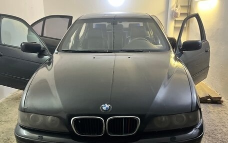 BMW 5 серия, 2002 год, 380 000 рублей, 3 фотография