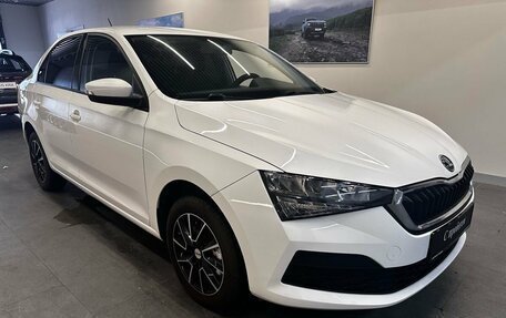 Skoda Rapid II, 2021 год, 1 699 000 рублей, 3 фотография