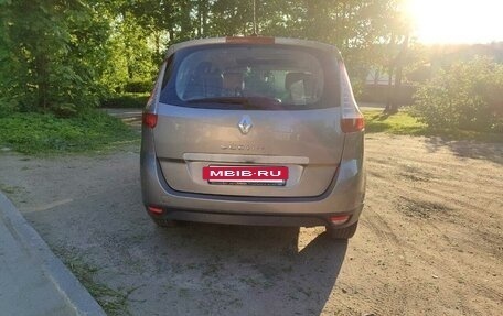 Renault Scenic III, 2010 год, 800 000 рублей, 5 фотография