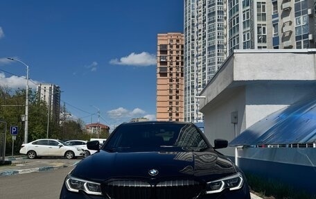 BMW 3 серия, 2020 год, 4 100 000 рублей, 3 фотография