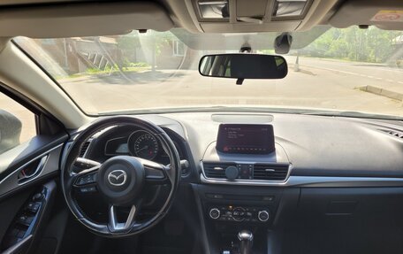 Mazda 3, 2018 год, 2 050 000 рублей, 2 фотография