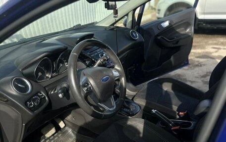 Ford Fiesta, 2015 год, 800 000 рублей, 2 фотография