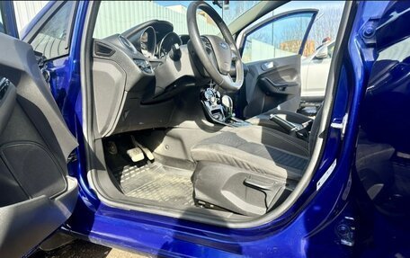 Ford Fiesta, 2015 год, 800 000 рублей, 7 фотография
