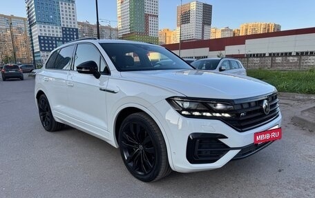 Volkswagen Touareg III, 2018 год, 4 799 000 рублей, 3 фотография