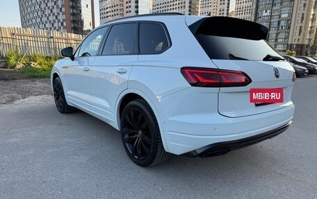 Volkswagen Touareg III, 2018 год, 4 799 000 рублей, 5 фотография