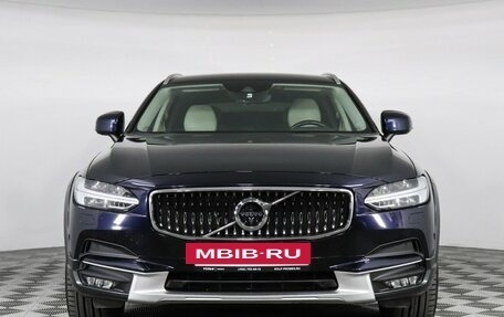 Volvo V90 Cross Country I рестайлинг, 2019 год, 3 250 000 рублей, 2 фотография