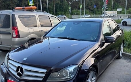 Mercedes-Benz C-Класс, 2012 год, 1 500 000 рублей, 6 фотография