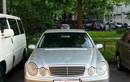 Mercedes-Benz E-Класс, 2002 год, 600 000 рублей, 3 фотография