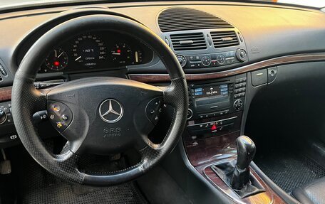Mercedes-Benz E-Класс, 2002 год, 600 000 рублей, 13 фотография