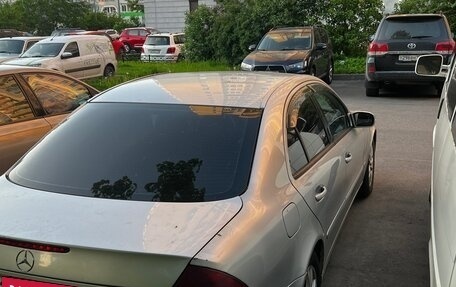 Mercedes-Benz E-Класс, 2002 год, 600 000 рублей, 7 фотография