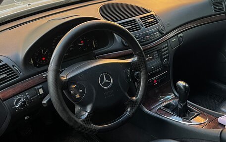 Mercedes-Benz E-Класс, 2002 год, 600 000 рублей, 12 фотография