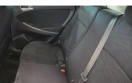 Hyundai Solaris II рестайлинг, 2015 год, 800 000 рублей, 7 фотография