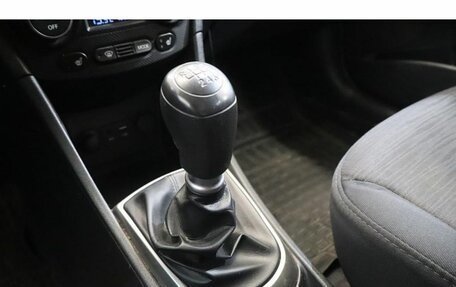 Hyundai Solaris II рестайлинг, 2015 год, 800 000 рублей, 14 фотография