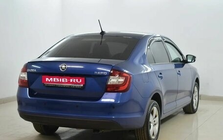 Skoda Rapid I, 2017 год, 1 050 000 рублей, 4 фотография