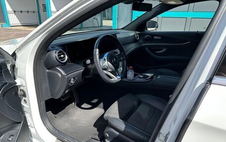 Mercedes-Benz E-Класс, 2020 год, 3 950 000 рублей, 12 фотография
