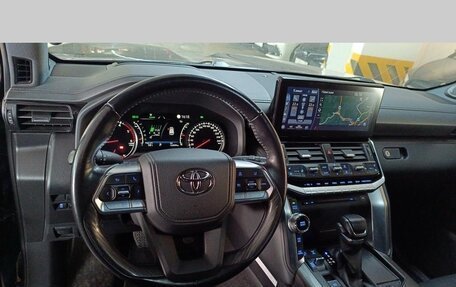 Toyota Land Cruiser, 2022 год, 9 248 000 рублей, 4 фотография