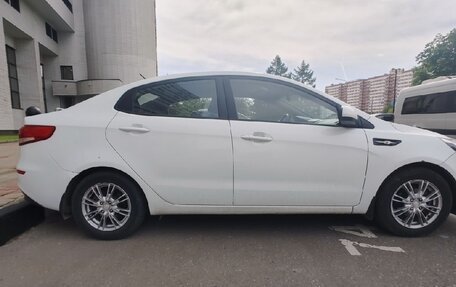 KIA Rio III рестайлинг, 2016 год, 800 000 рублей, 6 фотография