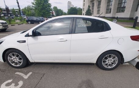 KIA Rio III рестайлинг, 2016 год, 800 000 рублей, 2 фотография