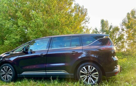 Renault Espace V рестайлинг, 2018 год, 1 750 000 рублей, 9 фотография