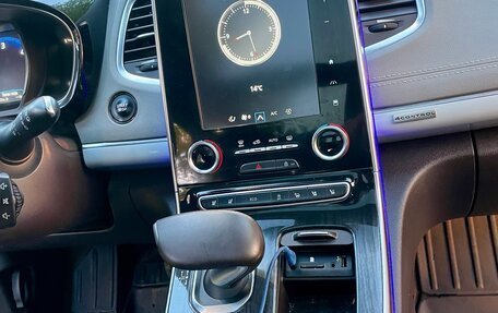 Renault Espace V рестайлинг, 2018 год, 1 750 000 рублей, 23 фотография