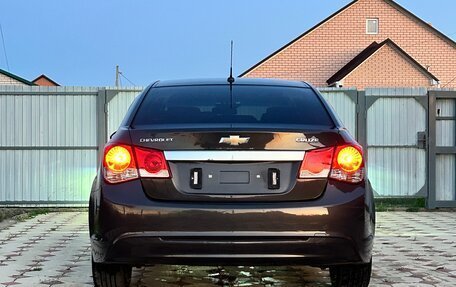 Chevrolet Cruze II, 2013 год, 900 000 рублей, 6 фотография