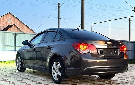 Chevrolet Cruze II, 2013 год, 900 000 рублей, 4 фотография