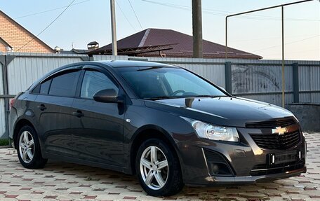 Chevrolet Cruze II, 2013 год, 900 000 рублей, 2 фотография
