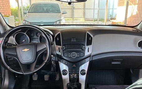 Chevrolet Cruze II, 2013 год, 900 000 рублей, 11 фотография