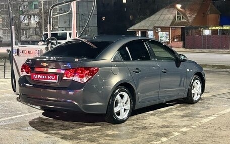 Chevrolet Cruze II, 2013 год, 900 000 рублей, 8 фотография