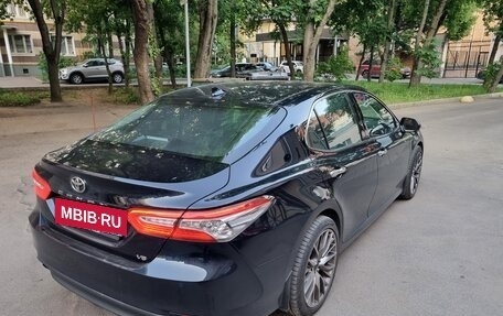 Toyota Camry, 2019 год, 3 500 000 рублей, 5 фотография