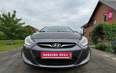 Hyundai Solaris II рестайлинг, 2013 год, 890 000 рублей, 2 фотография