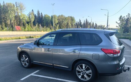 Nissan Pathfinder, 2015 год, 1 750 000 рублей, 2 фотография