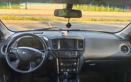 Nissan Pathfinder, 2015 год, 1 750 000 рублей, 3 фотография