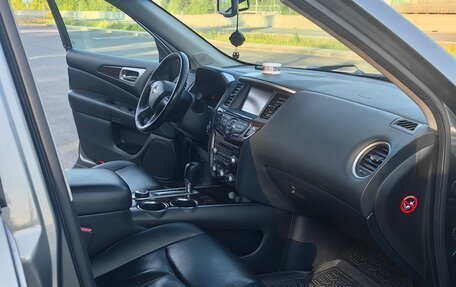 Nissan Pathfinder, 2015 год, 1 750 000 рублей, 17 фотография