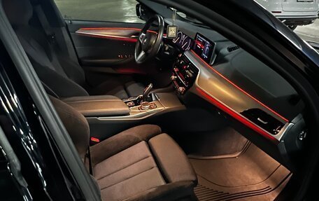 BMW 5 серия, 2019 год, 4 890 000 рублей, 11 фотография