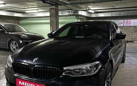 BMW 5 серия, 2019 год, 4 890 000 рублей, 4 фотография